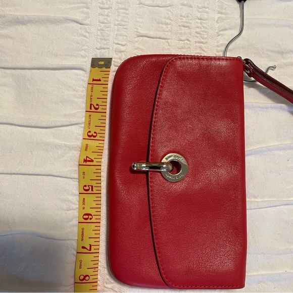 Authentic Kate Spade wristlet purse - Picture 7 of 8
